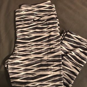 Nike Running Crops!